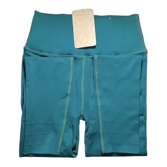 FABLETICS - Picture 4 of 8